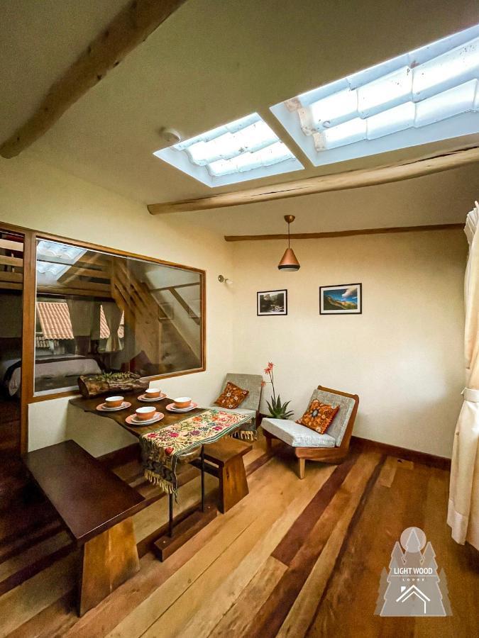 Light Wood Hotel Calca ภายนอก รูปภาพ