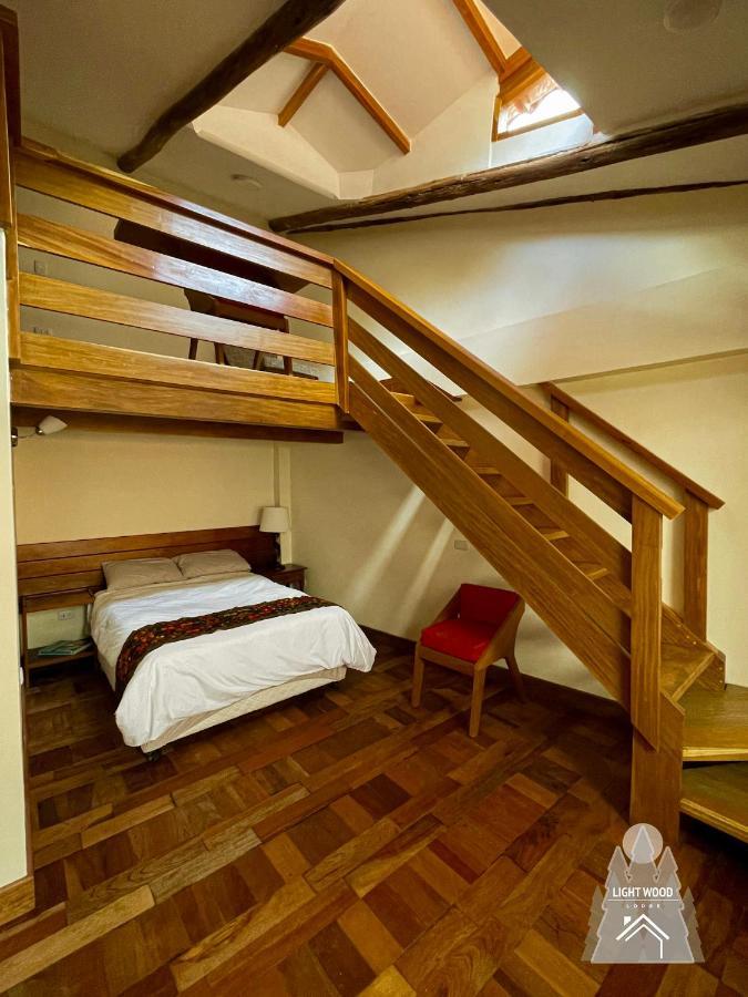 Light Wood Hotel Calca ภายนอก รูปภาพ