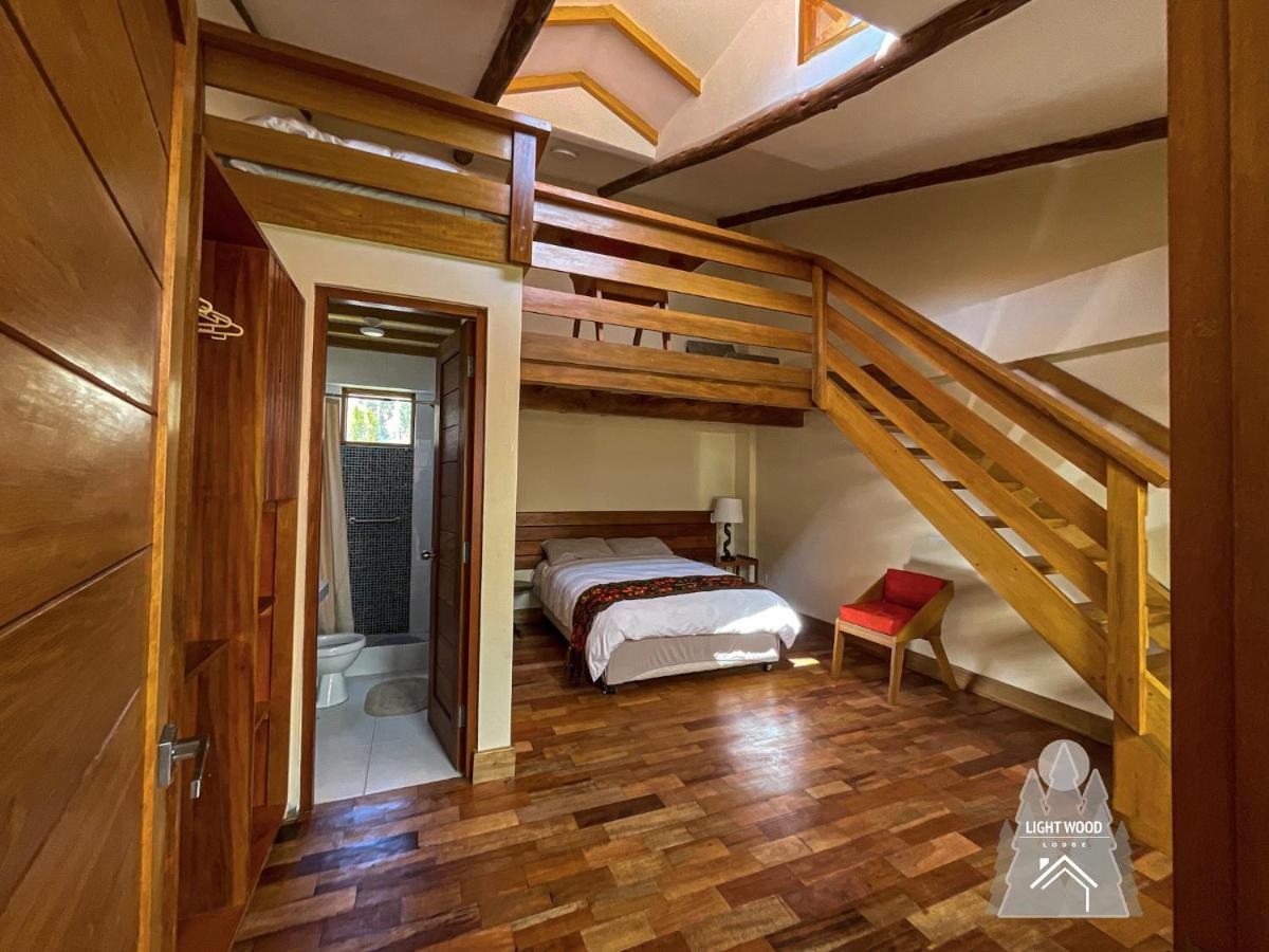 Light Wood Hotel Calca ภายนอก รูปภาพ