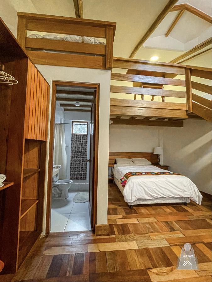 Light Wood Hotel Calca ภายนอก รูปภาพ