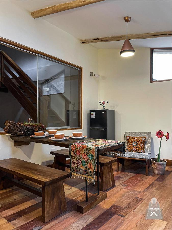 Light Wood Hotel Calca ภายนอก รูปภาพ