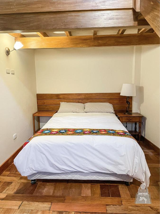 Light Wood Hotel Calca ภายนอก รูปภาพ
