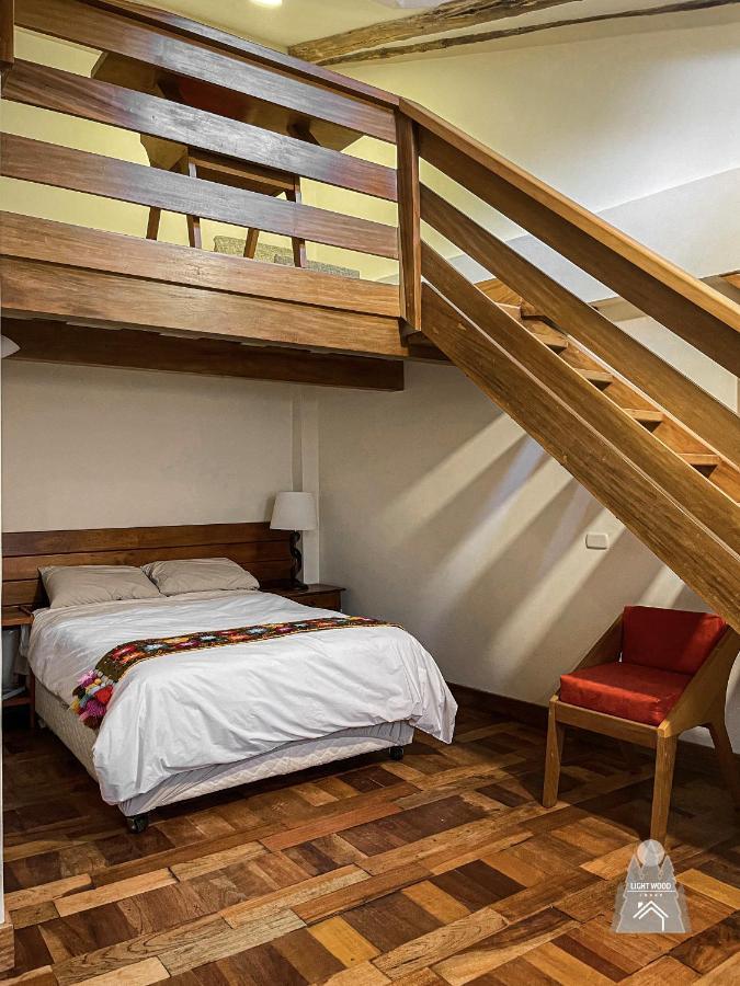 Light Wood Hotel Calca ภายนอก รูปภาพ